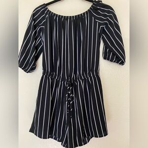 Haute Monde Black and White Striped Garment Size M